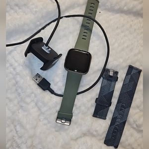 Fit Bit Versa 2